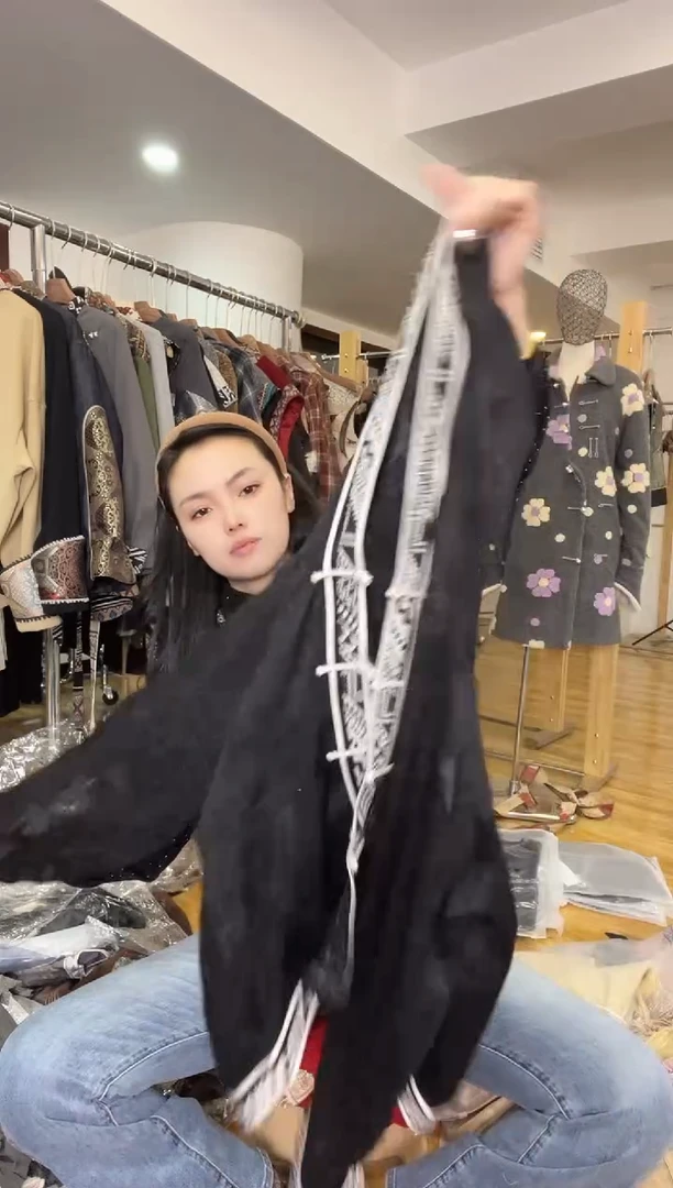 M码     110斤     防晒