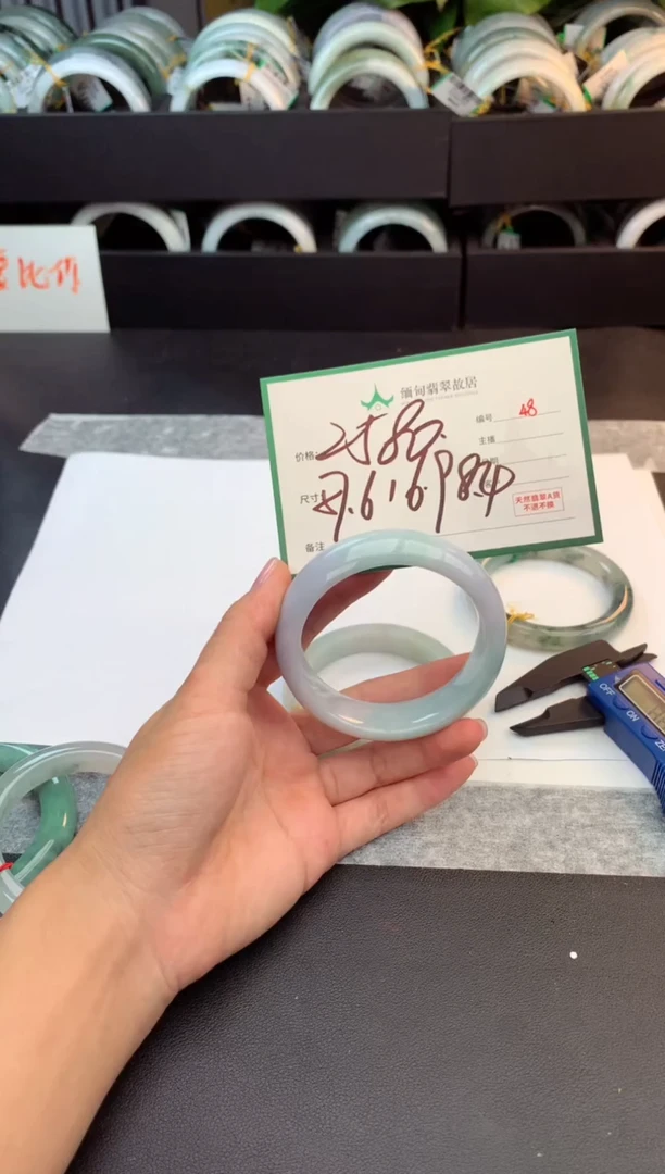 未镶嵌定制翡翠毛货需精细抛光+多样性拍1发1