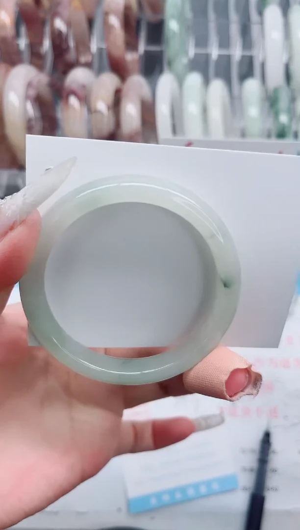 【闪购商品】石英质玉手镯未镶嵌A338-54.9