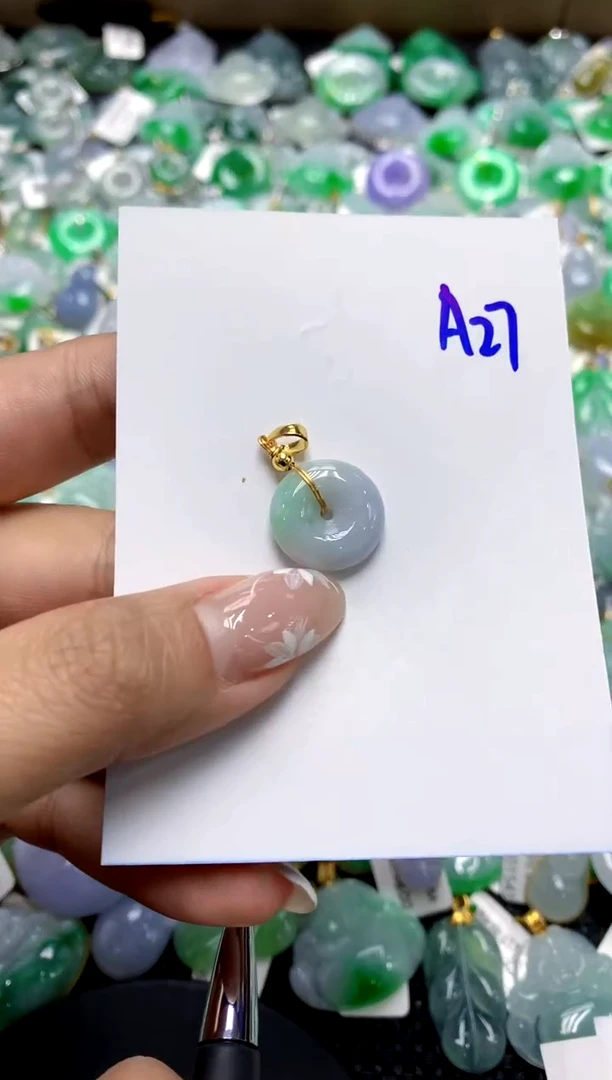 【闪购商品】翡翠颈饰合金1111111111111