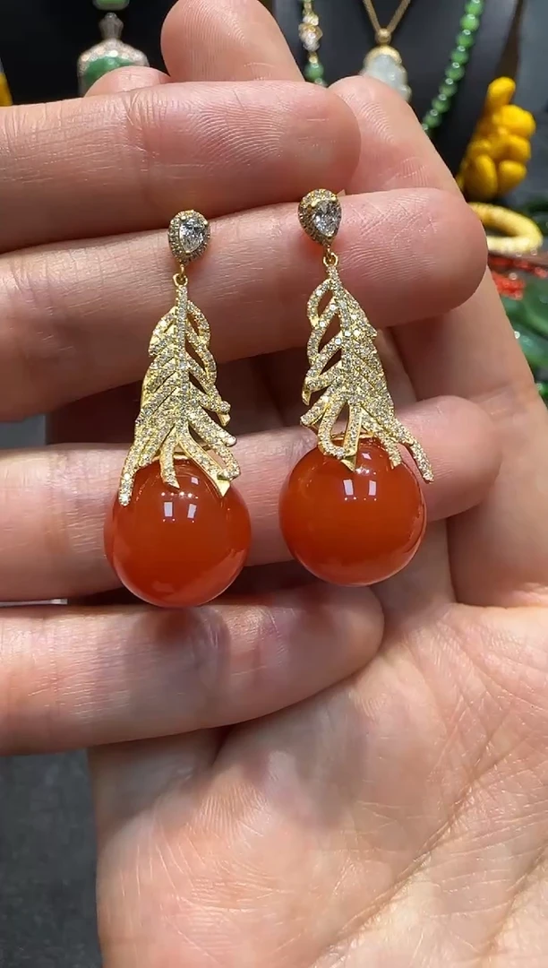 18K金镶嵌南红玛瑙耳饰1