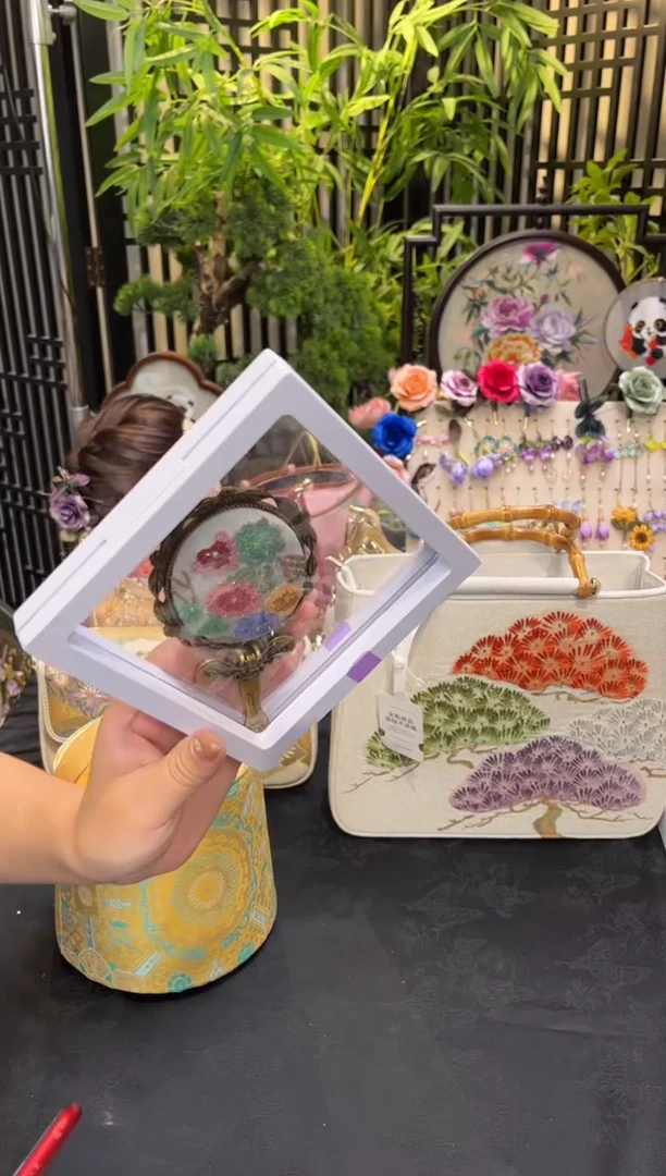织绣言*多非遗手工绒花饰品