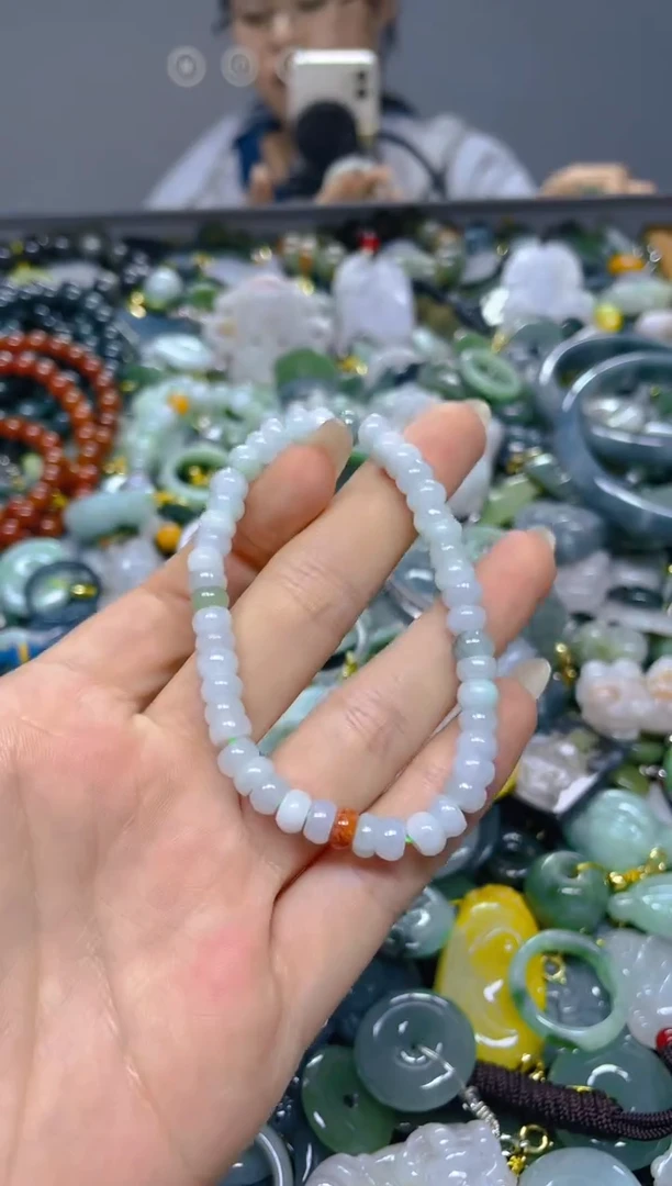 颈饰未镶嵌翡翠5MM/ N /翡翠A货，一件也是批发价