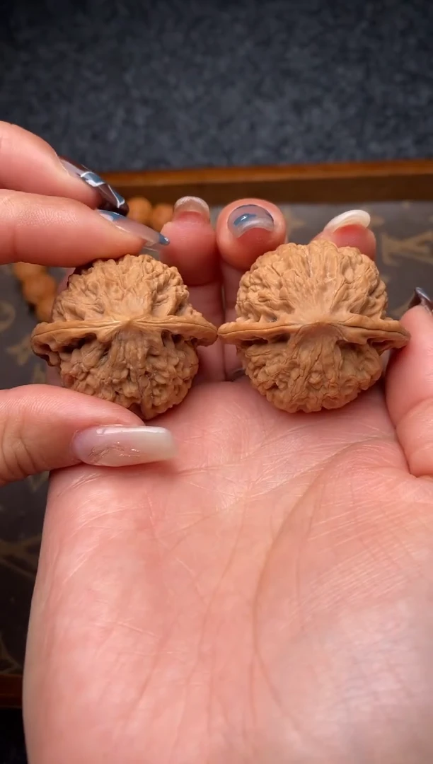 把件文玩核桃B19号40尺金牛