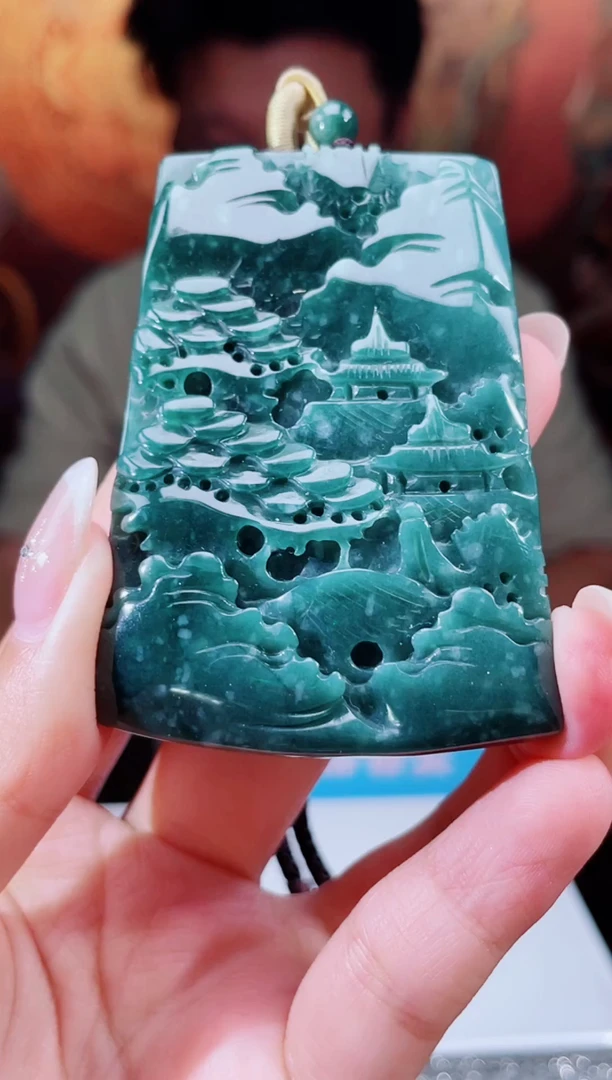 颈饰未镶嵌翡翠翡翠多样性发其一
