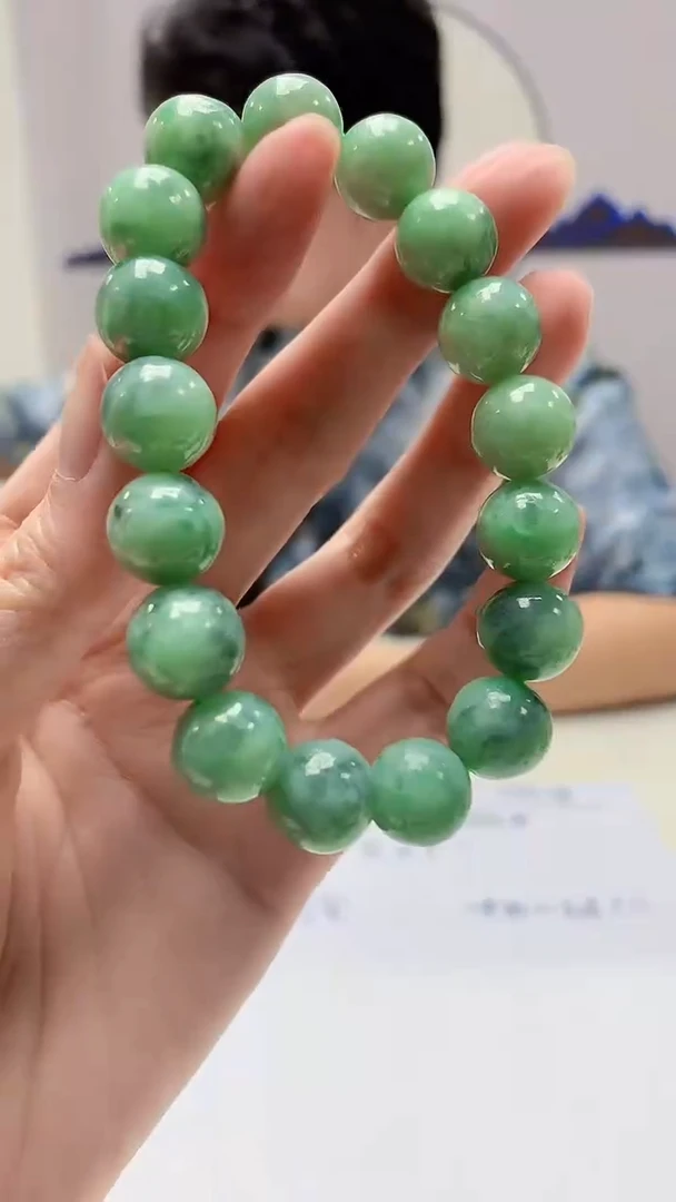 【闪购商品】定制翡翠未镶嵌4688zm-毛货手串55