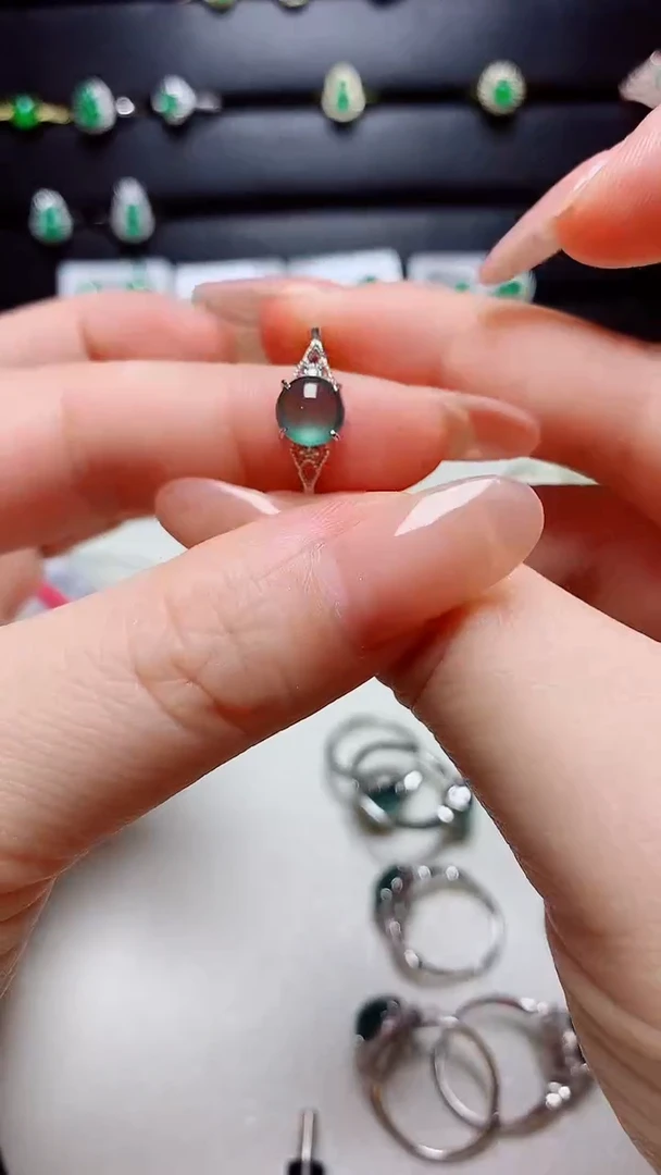 翡翠戒指银S925镶嵌天然翡翠s925银镶嵌