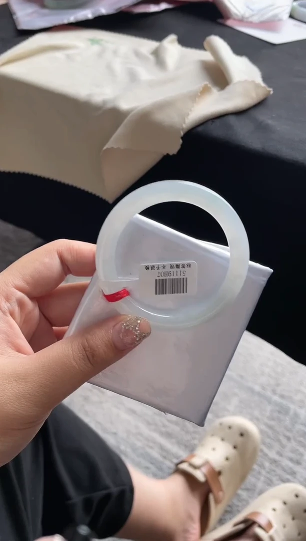 未镶嵌手镯翡翠三天鉴赏期