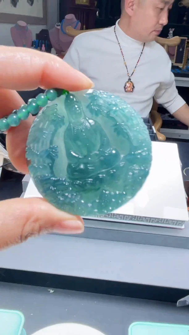 吊坠(不含链)未镶嵌翡翠劲饰未镶嵌翡翠 多样性发其一