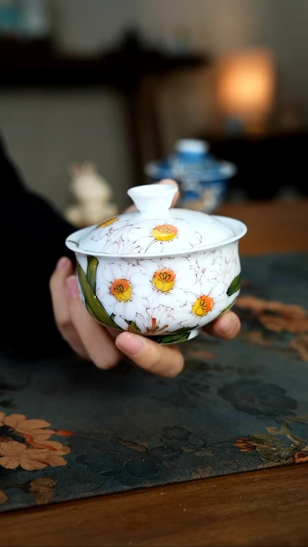 陶瓷一一一三-二一零