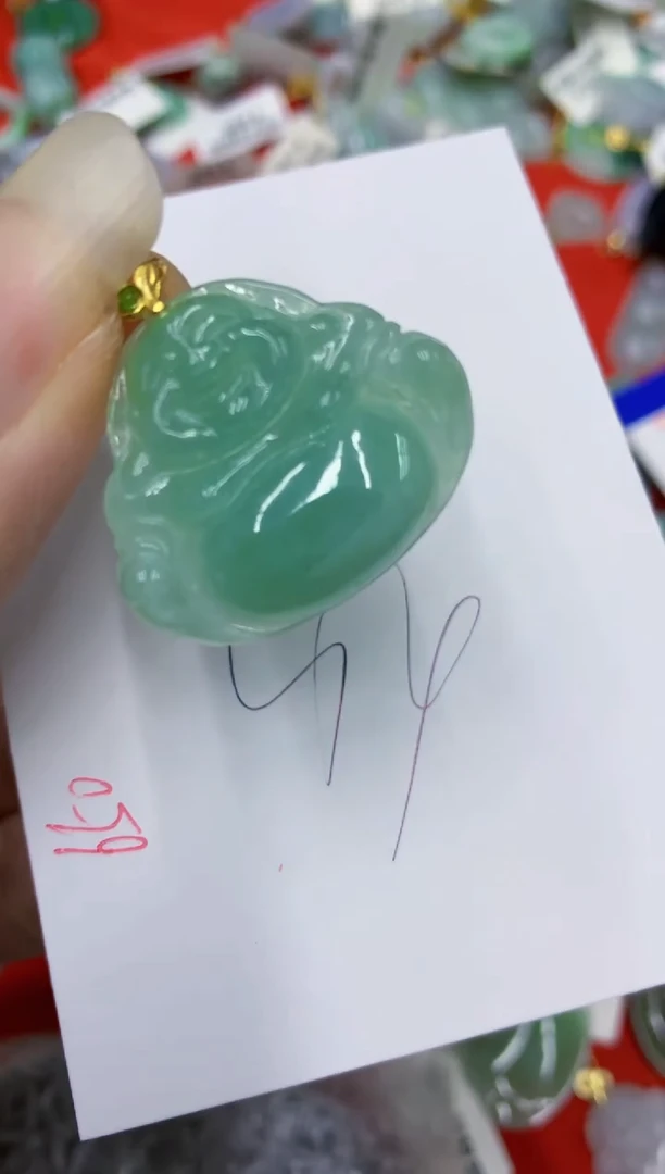 翡翠未镶嵌颈饰1111111111
