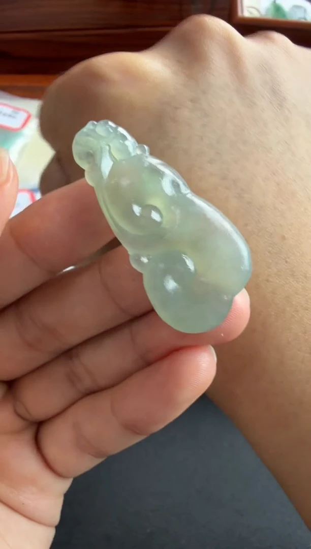 未镶嵌定制翡翠如意