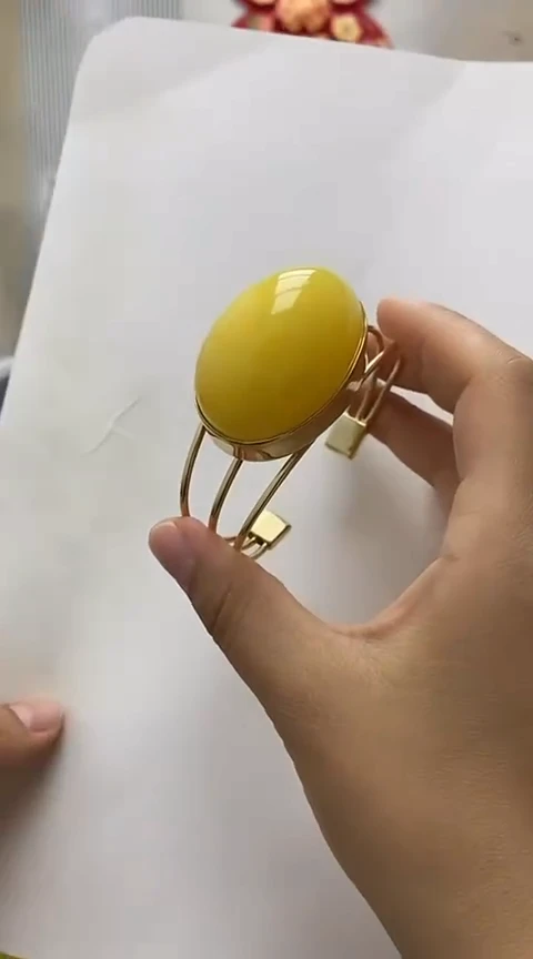 【闪购商品】琥珀裸石银S925镶嵌蜜蜡手镯