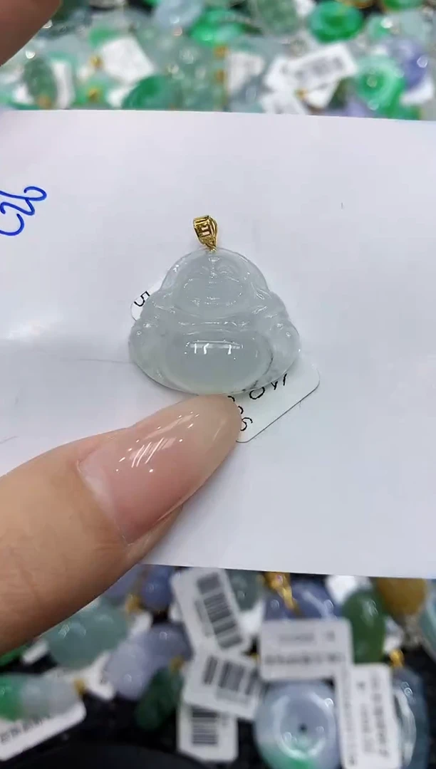 翡翠18K金镶嵌颈饰111111111111