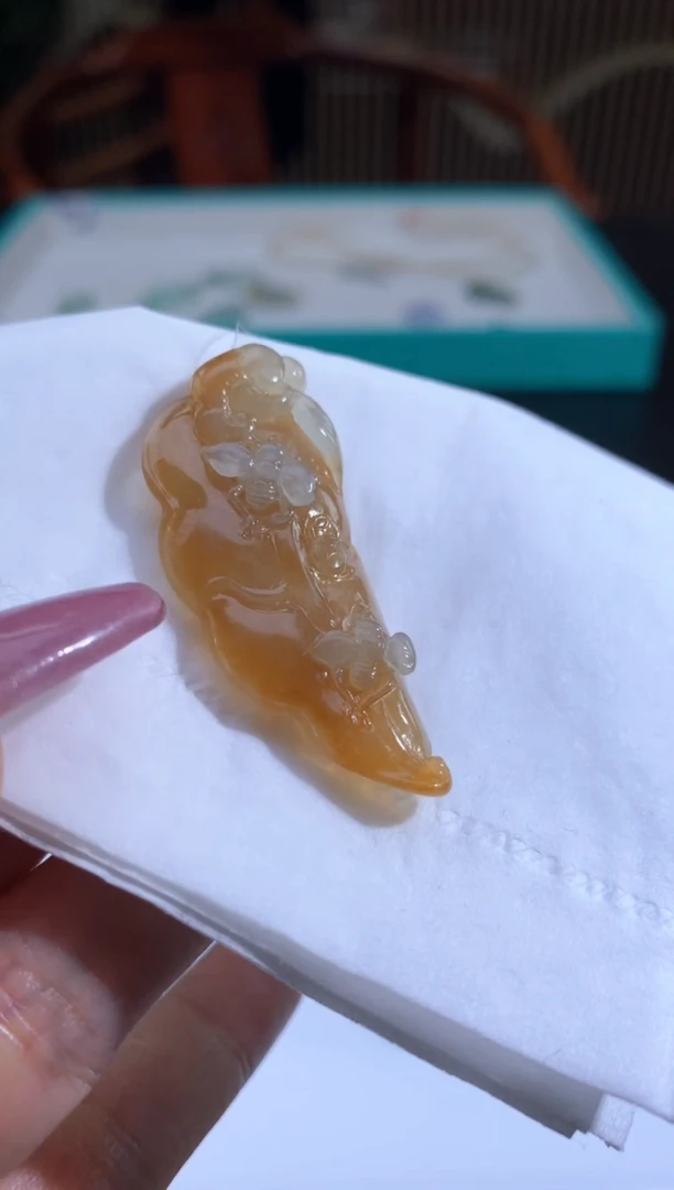 未镶嵌定制翡翠一**冬翡翠