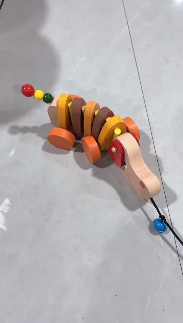 小狗拉车玩具...