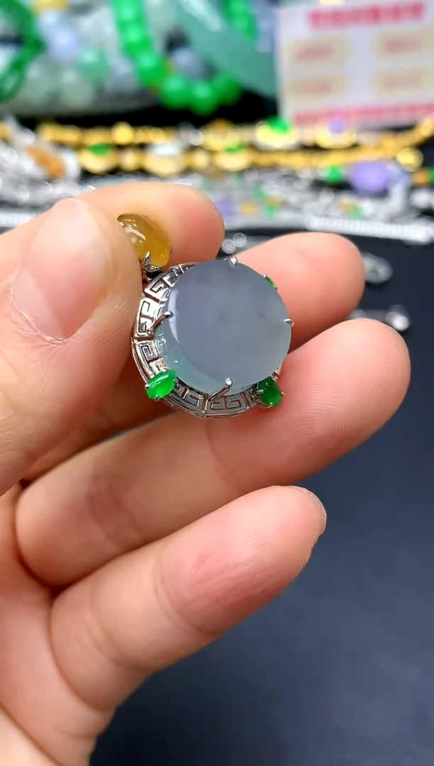 颈饰18K金镶嵌翡翠234-中国好珍宝