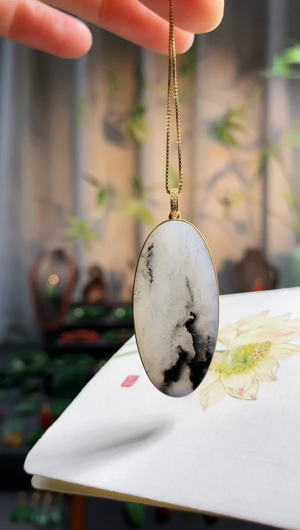 【闪购商品】和田玉颈饰18K金镶嵌，意境青花平安牌