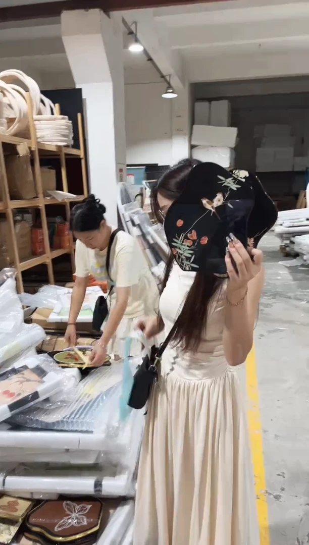 竖款仓库清货  默认瑕疵