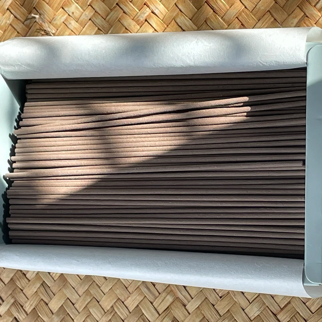 729线香淡漠的樱方盒香