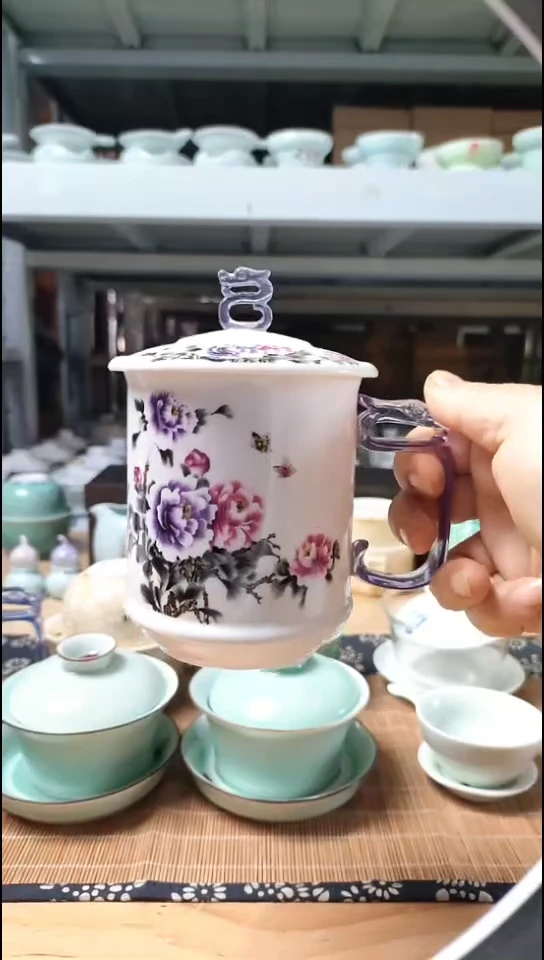 骨瓷手绘杯高9口径8（默认微瑕）