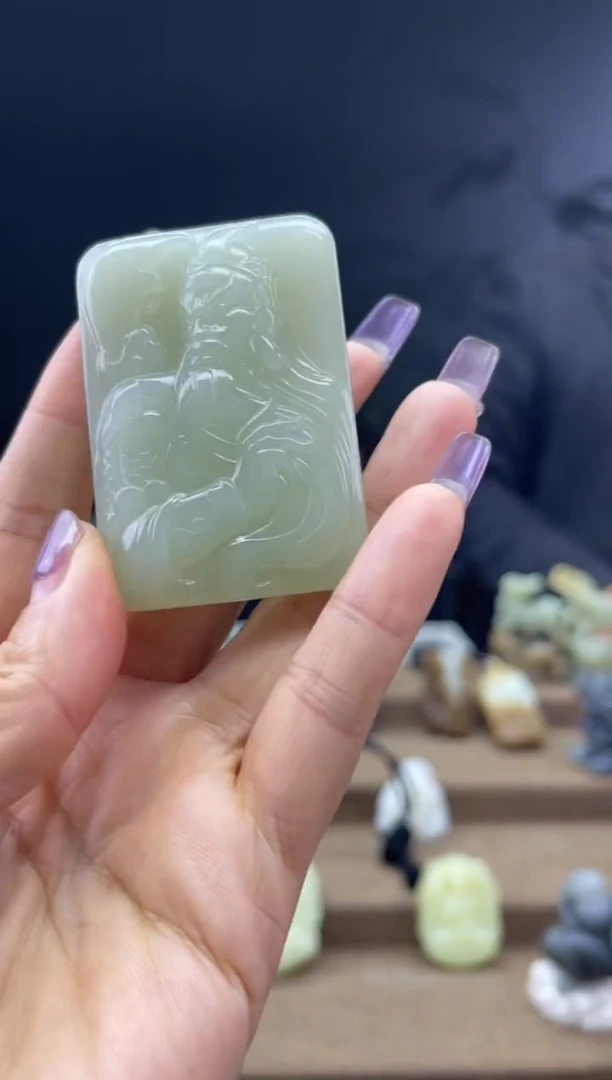 颈饰未镶嵌和田玉1