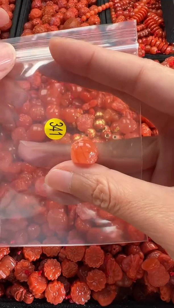 【闪购商品】南红玛瑙颈饰未镶嵌1
