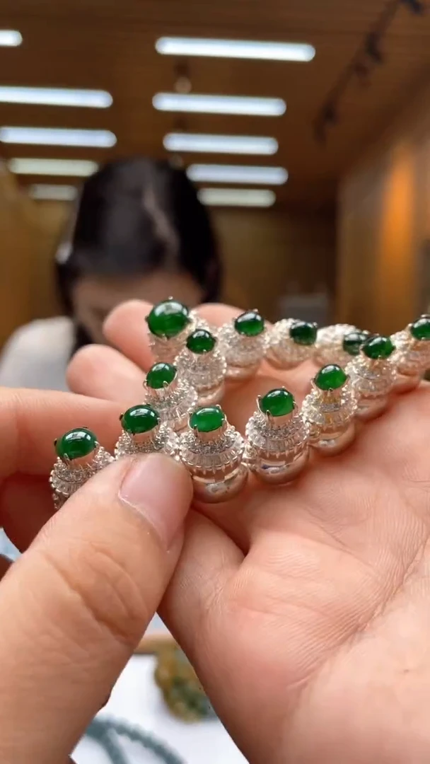 颈饰未镶嵌翡翠********625