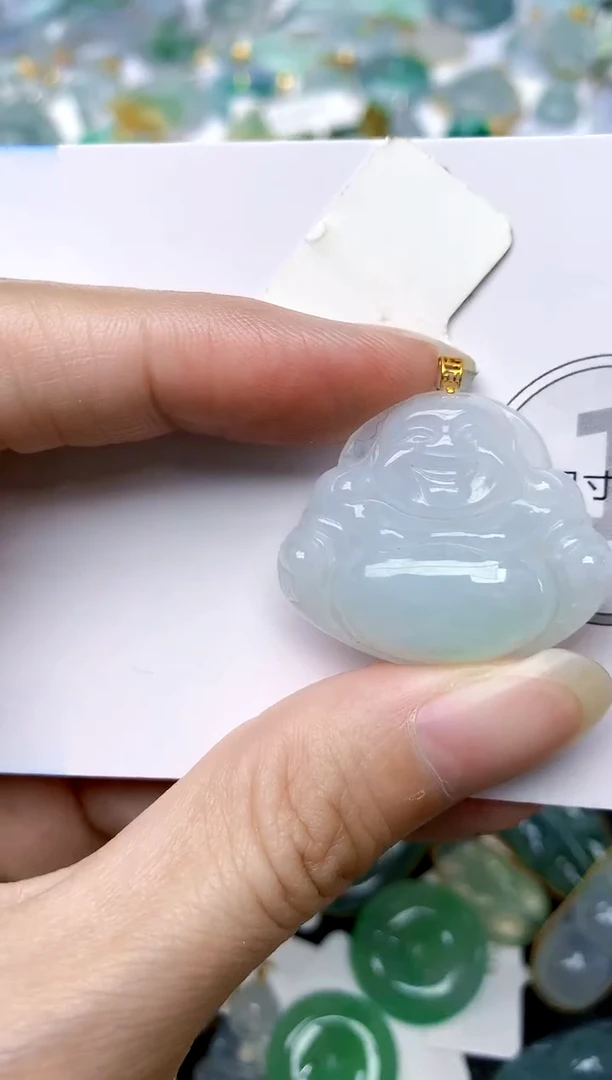 颈饰18K金镶嵌翡翠天然A货翡翠