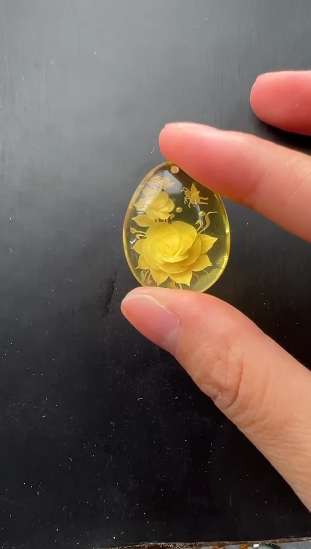 未镶嵌颈饰琥珀蝶恋花多样性拍一发一