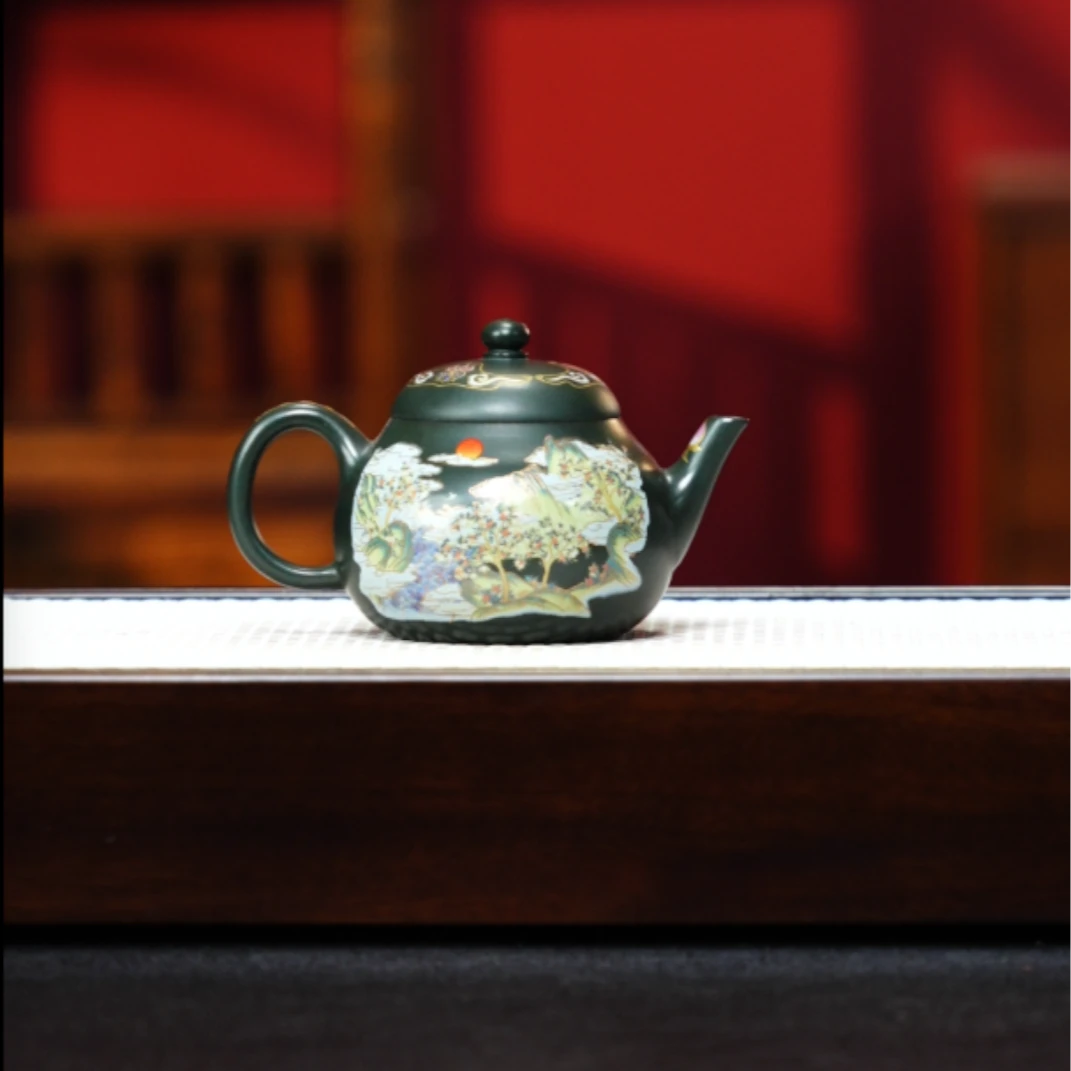 宜兴紫砂 珐琅彩梨形 绿泥 高运 h538