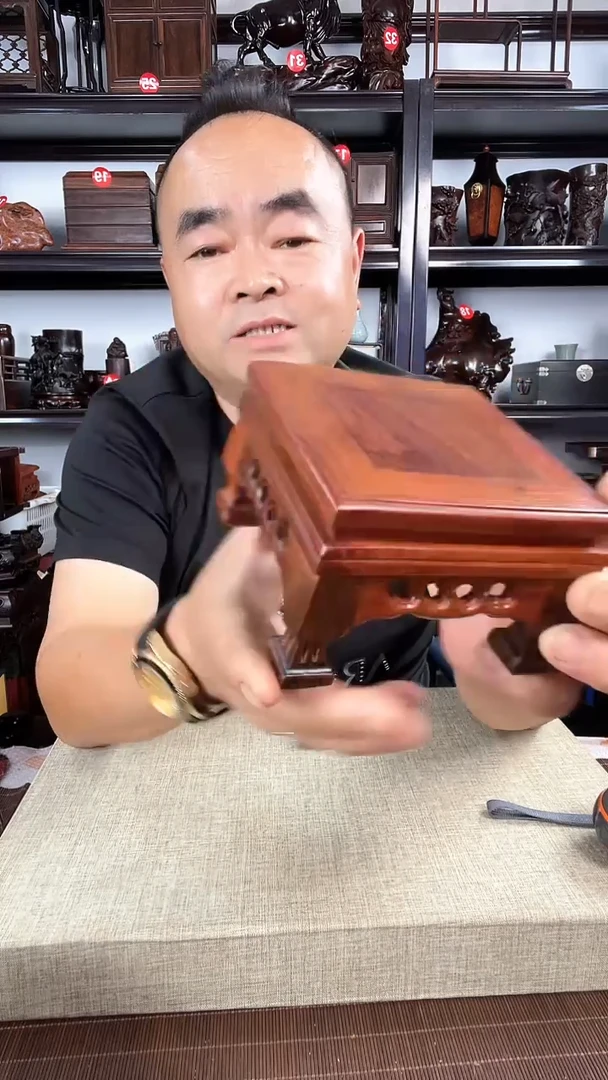 木红正方虎脚老李红木工艺品