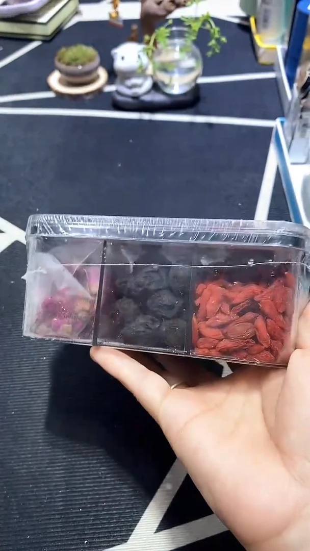 瓷片碗碟好物一件不留@@1