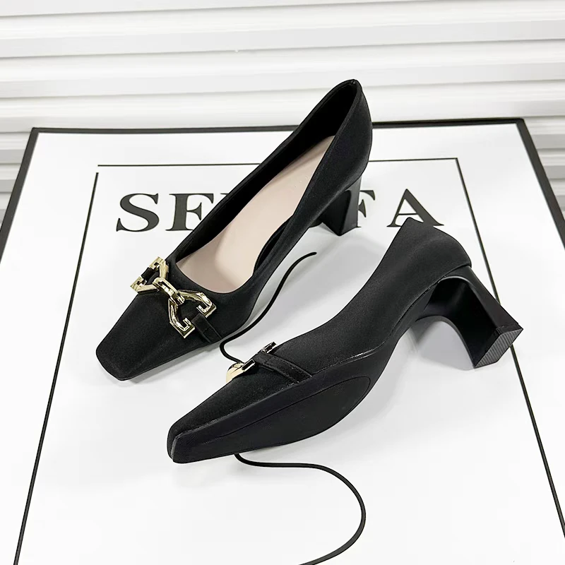 轻盈（7602黑色）真皮女鞋春秋《按编码去拍》百搭牛皮根鞋