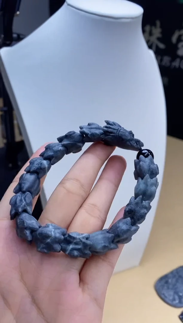 未镶嵌定制翡翠手串