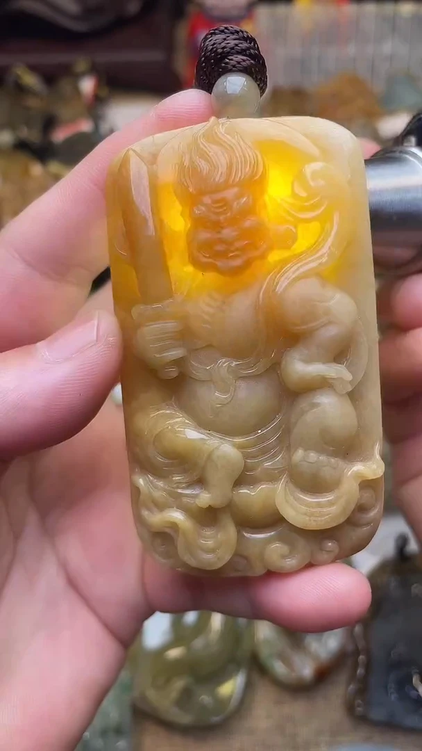 颈饰未镶嵌翡翠不动