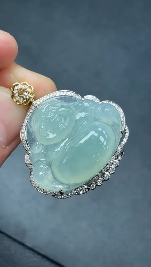 18K金镶嵌挂件翡翠佛公