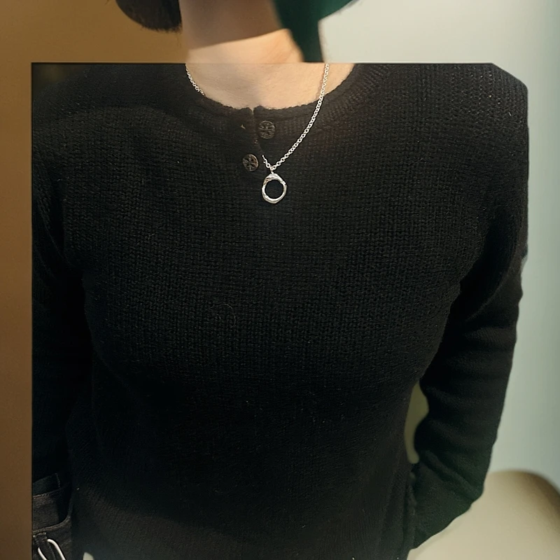 秋原瞳-黑色山羊绒毛衣加厚针织