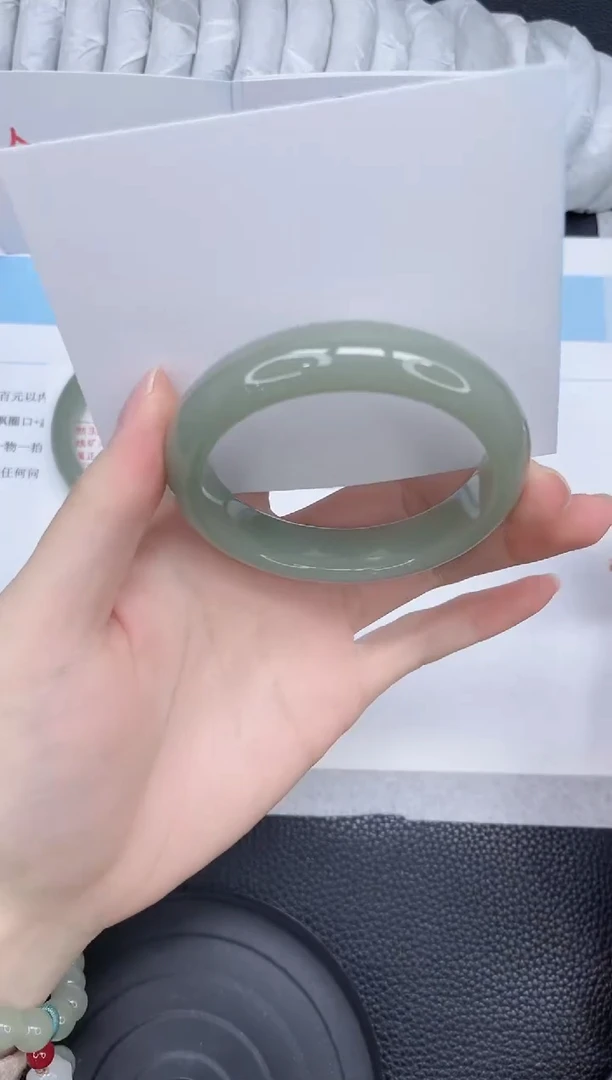 未镶嵌手镯石英质玉117-53