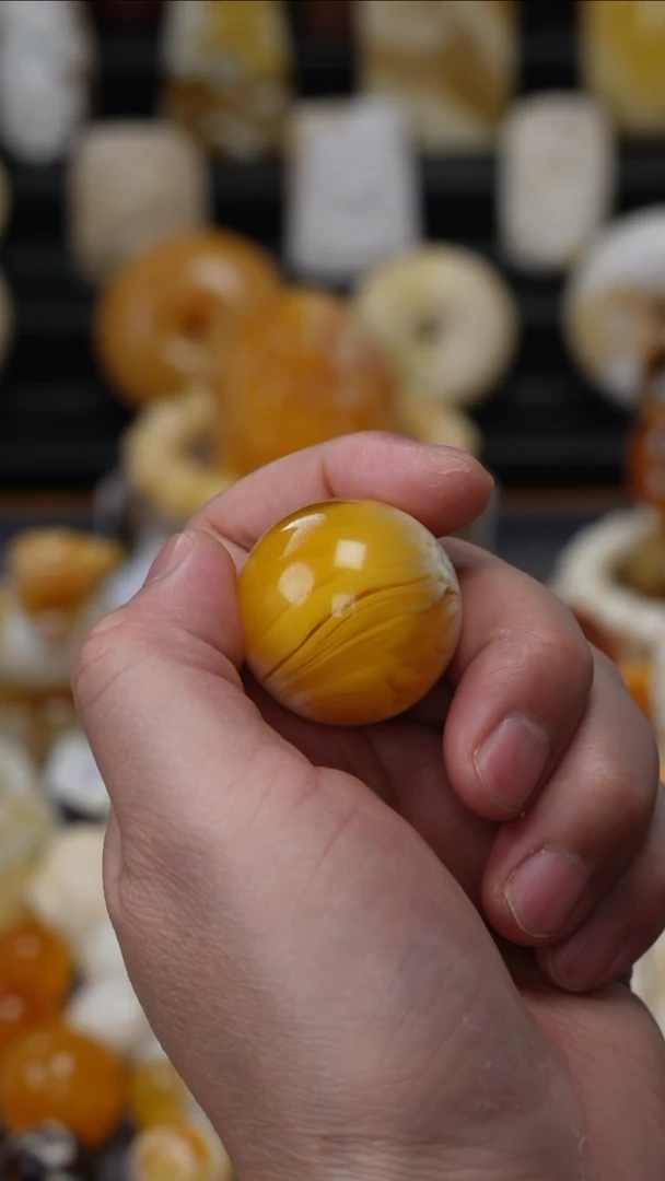 【闪购商品】琥珀裸石未镶嵌胡玩珠宝天然琥珀