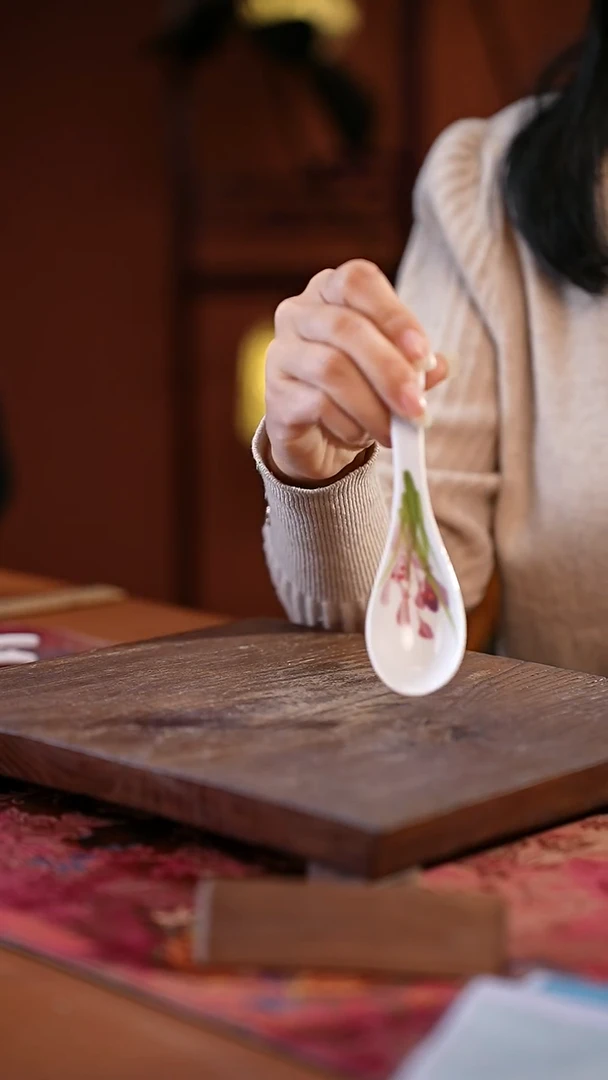 陶瓷勺子链接 高温釉中彩