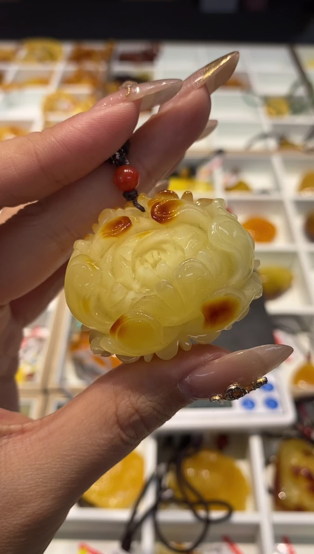 【闪购商品】琥珀颈饰未镶嵌吊坠