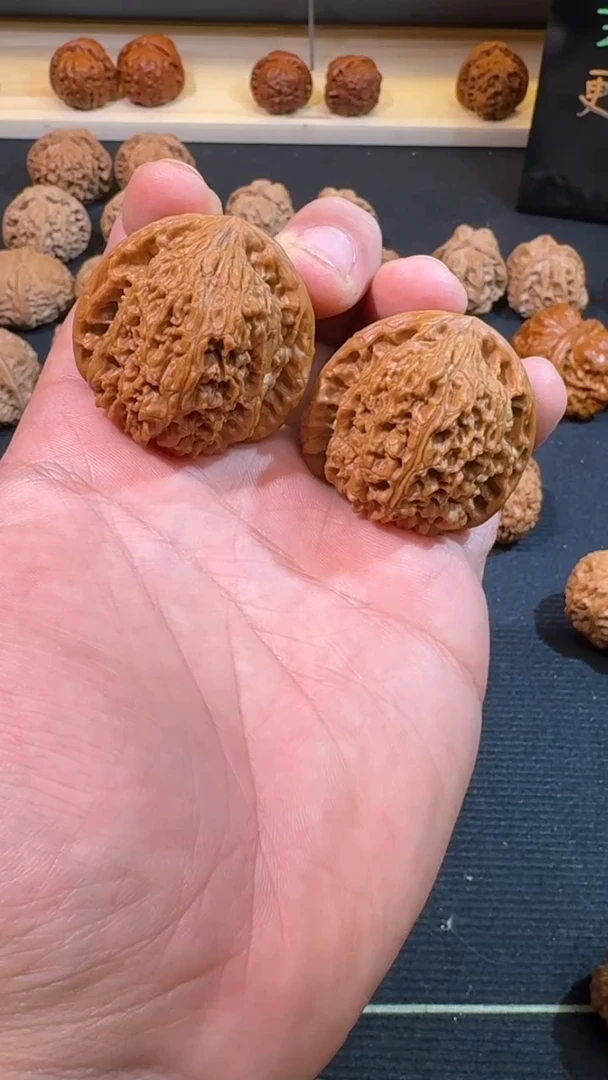 核桃魚*微修南疆石42