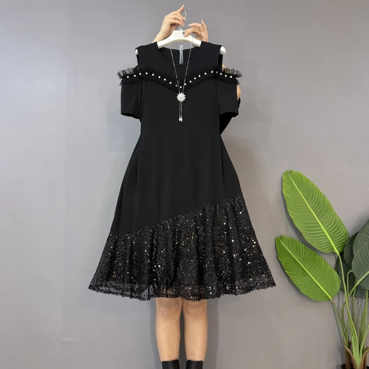 新款大码女装时尚洋气露肩拼接亮片宽松显瘦连衣裙