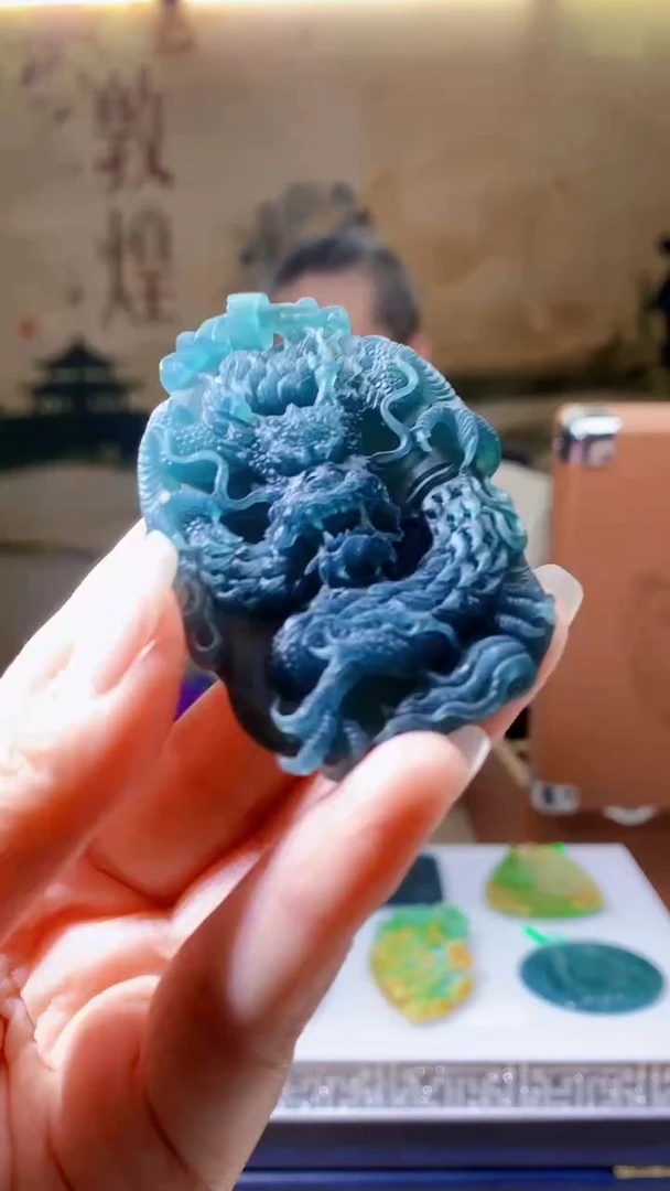 未镶嵌定制翡翠8016fh-毛货挂件(赠珠链)41