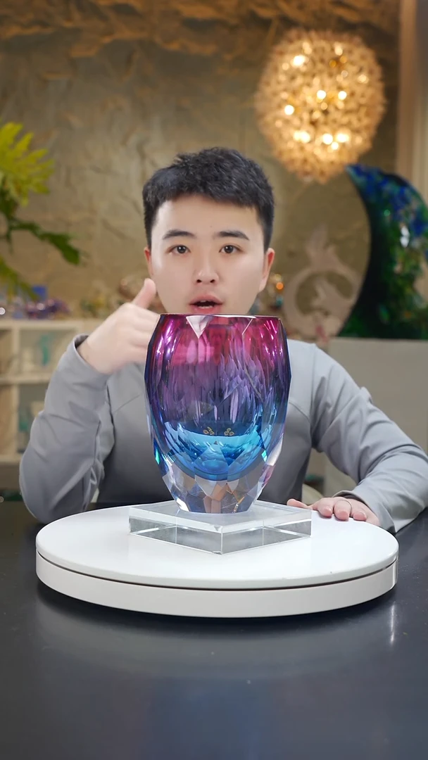 手工艺品琉璃金红蓝钻石切面花器