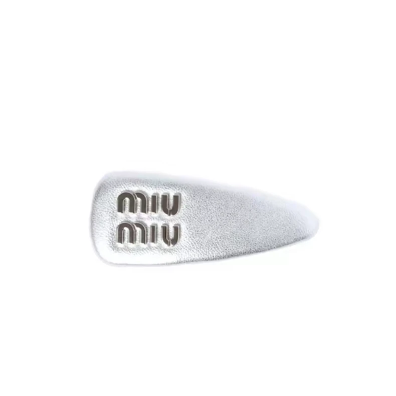 未使用 MIU MIU/缪缪 汤/TP031993/ 标志性徽标 皮革 发夹 银色