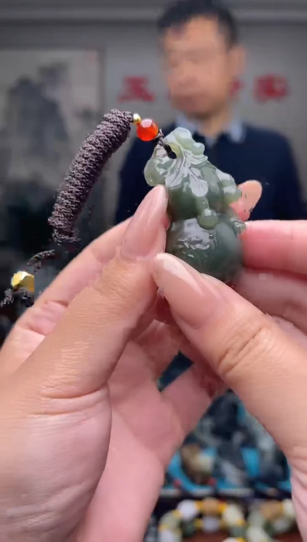 未镶嵌和田玉挂件1