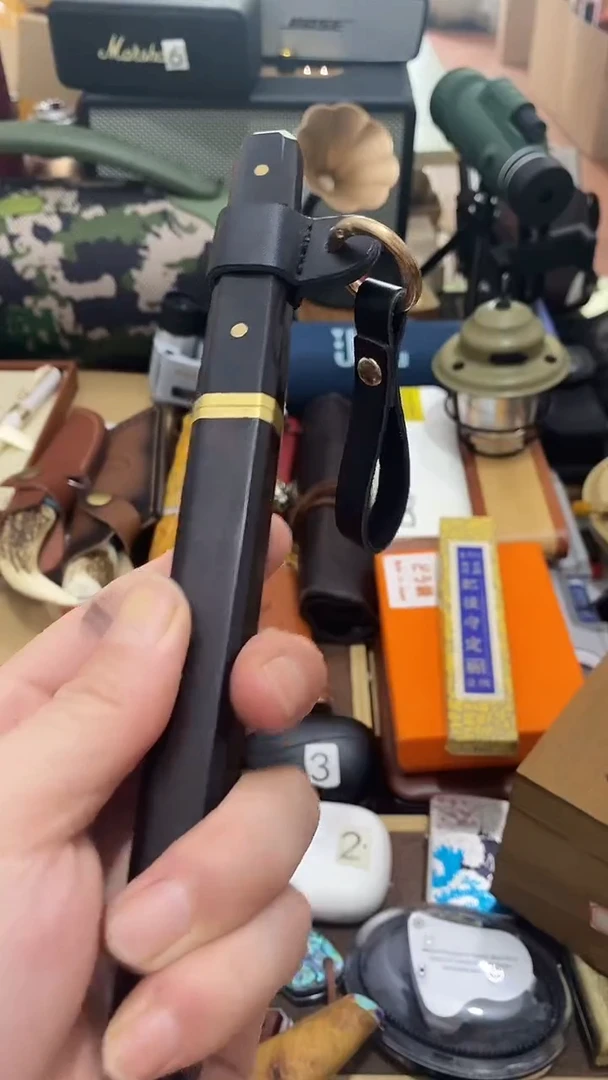 瓷片闪购商品  如图所示