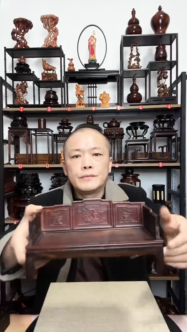 紫砂底座木长23.5宽10.5